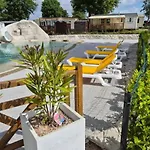 Mobil-home Chez Loulou & Bibou ,camping Le Ptit Rio Camping *