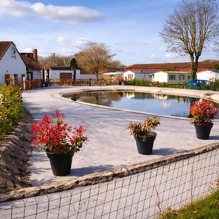 Mobil-home Chez Loulou & Bibou ,camping Le Ptit Rio Kemping